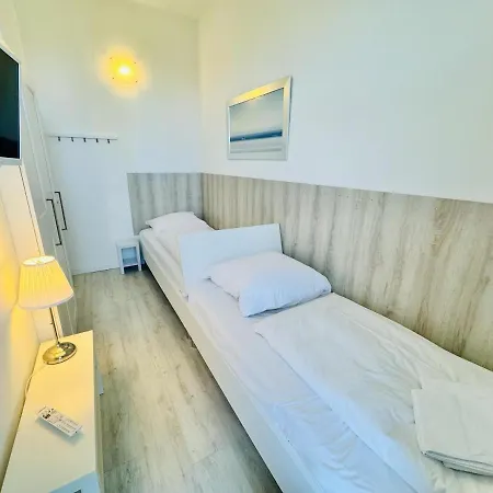 Berringer, Barsch, Direkt An Der Promenade Apartment *