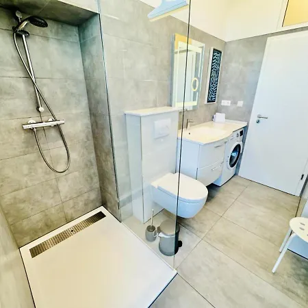 Berringer, Barsch, Direkt An Der Promenade Apartment *